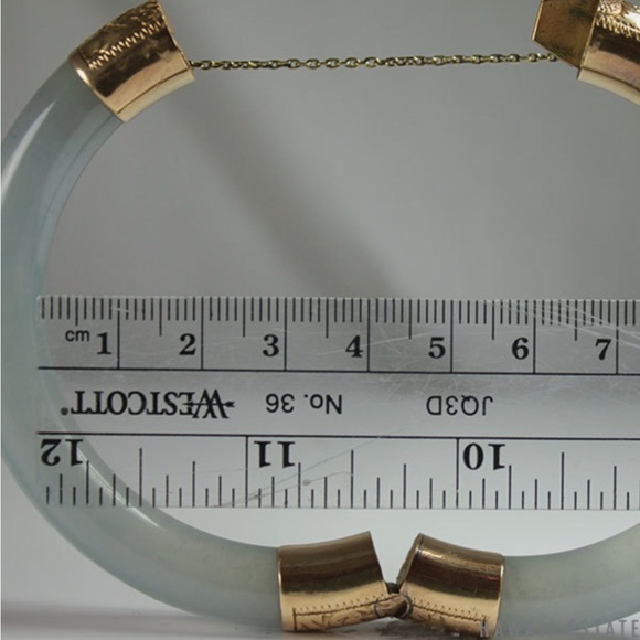 LAST DROP❤️❤️Vintage authentic 1940’s Jade & 14 Karat Gold Hinged Chinese Bangle - Picture 15 of 15